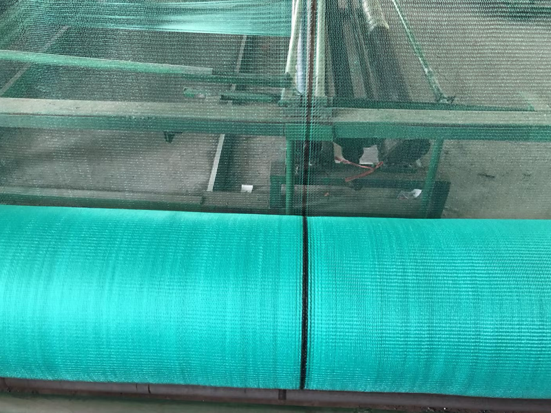 Comment se serrer en tissu d'ombrage