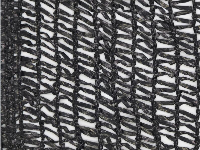 Le filet d'ombrage noir est un nouveau type de matériau de couverture